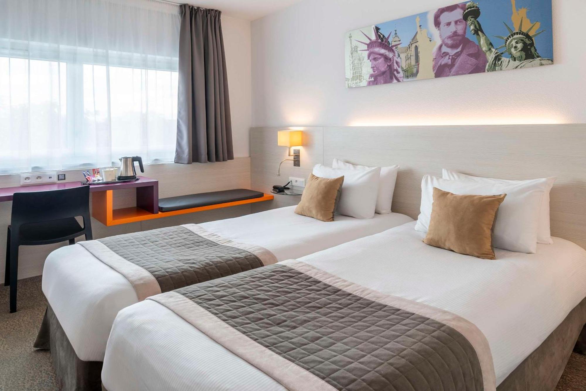 Western Expo Hotel 3*